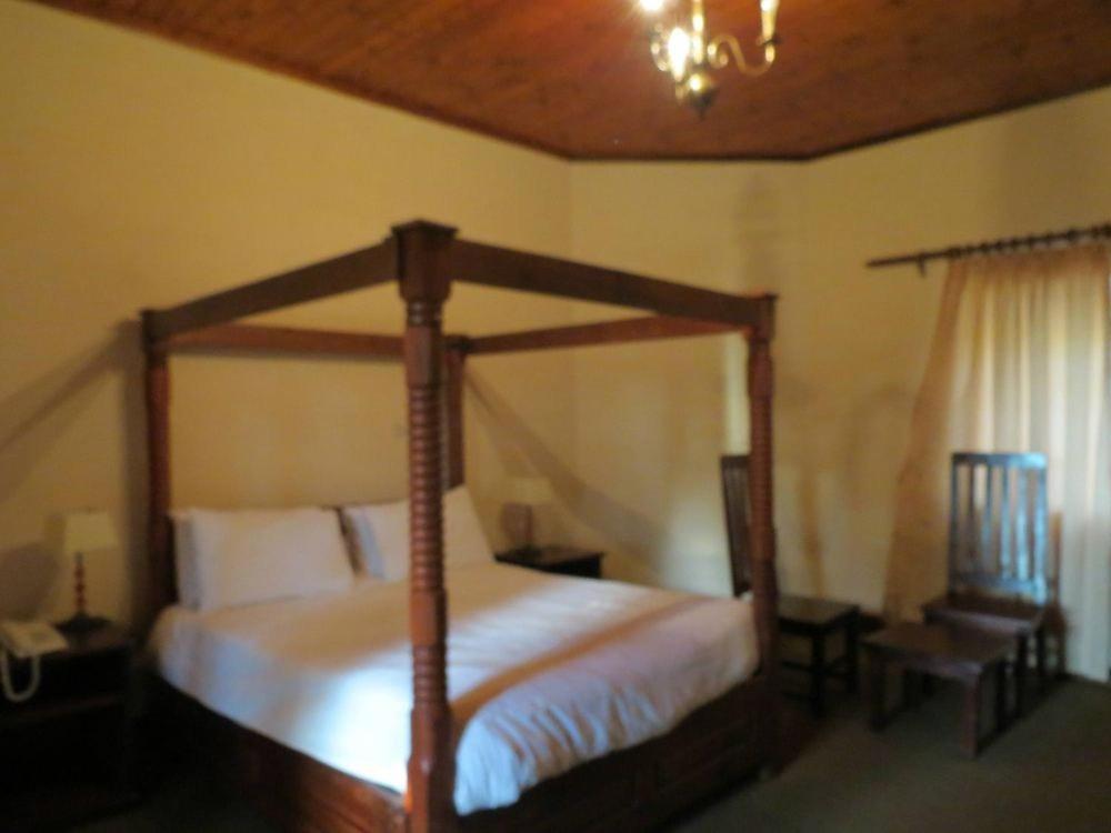Rhodes Nyanga Hotel Juliasdale Exterior photo